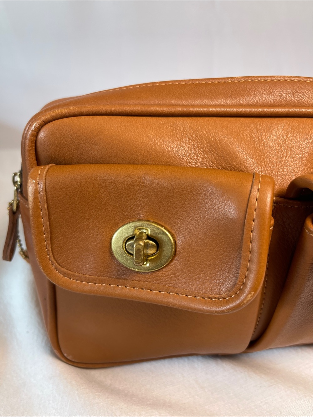 Coach 0921-130 Vintage Waist Pack Style 507 British Tan Leather Authenticated - Picture 7 of 16